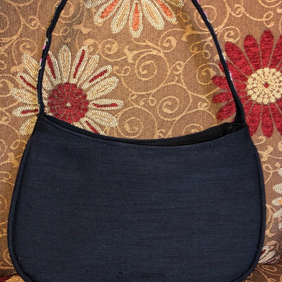 Vintage Liz Claiborne Bag with Flower Embroidery - Picture 2 of 7